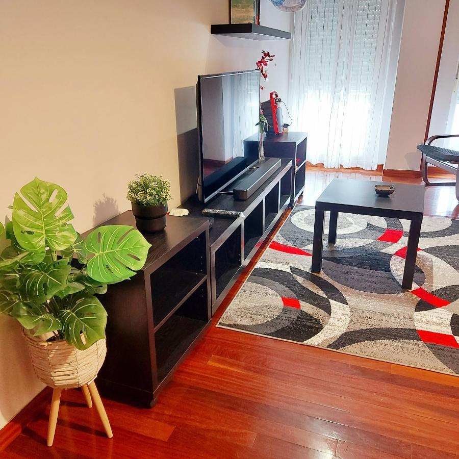 Soleado Piso Con Garaje Y Piscina A 8' Centro Apartment *
